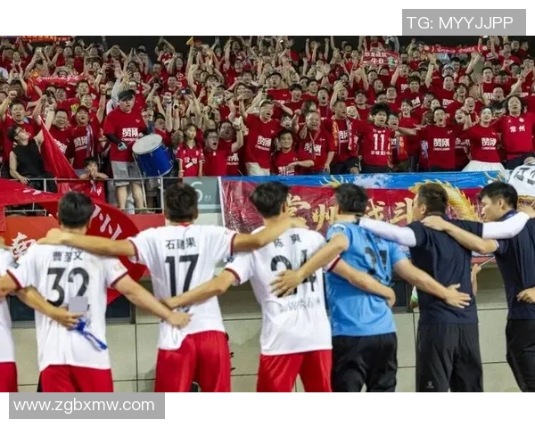 实况足球明星同台盛会精彩纷呈球迷狂欢共享足球魅力与激情